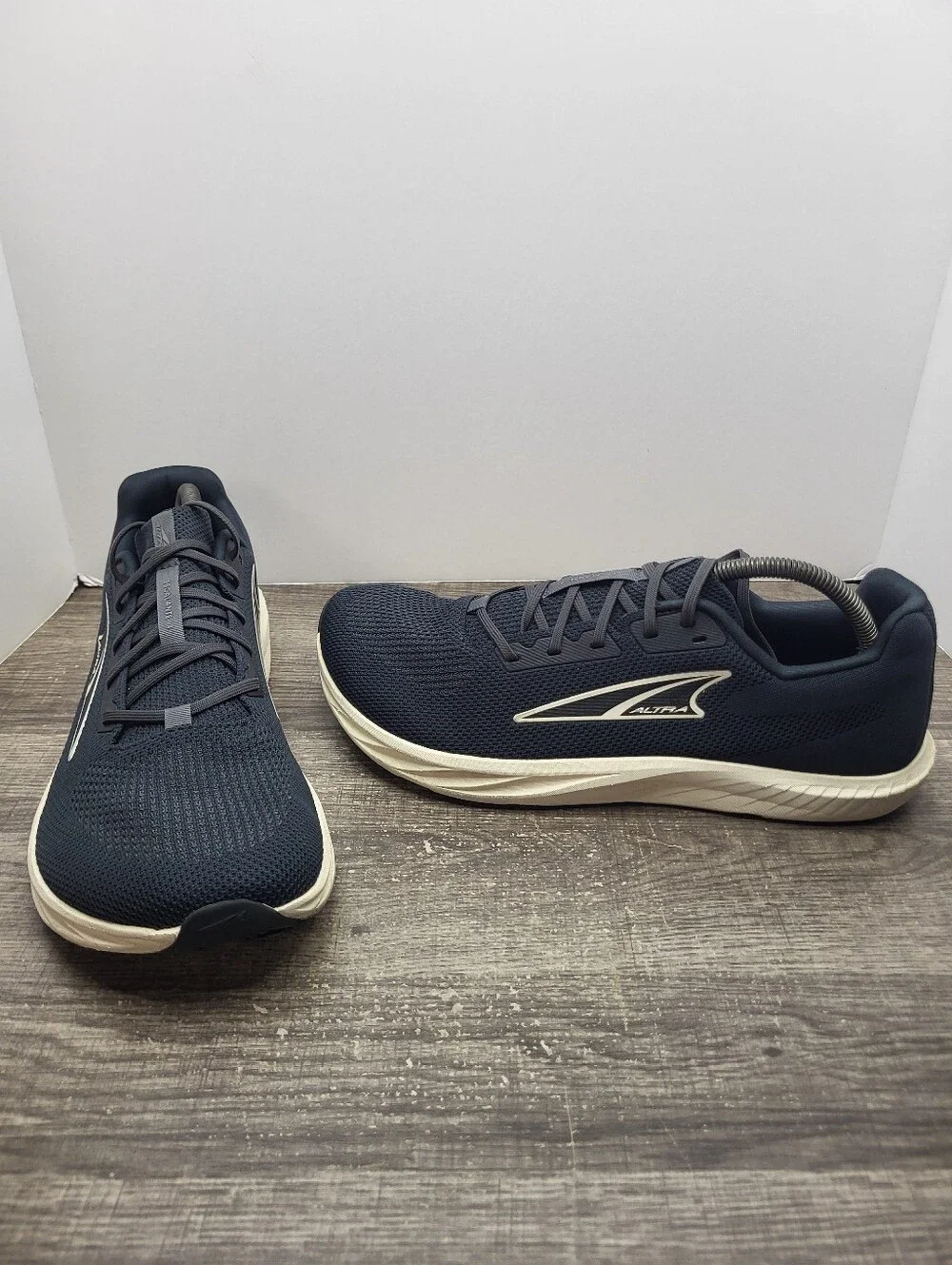 Altra Escalante 4 Running Shoes Zero Drop Navy/White Sneakers Men’s Size 10.5